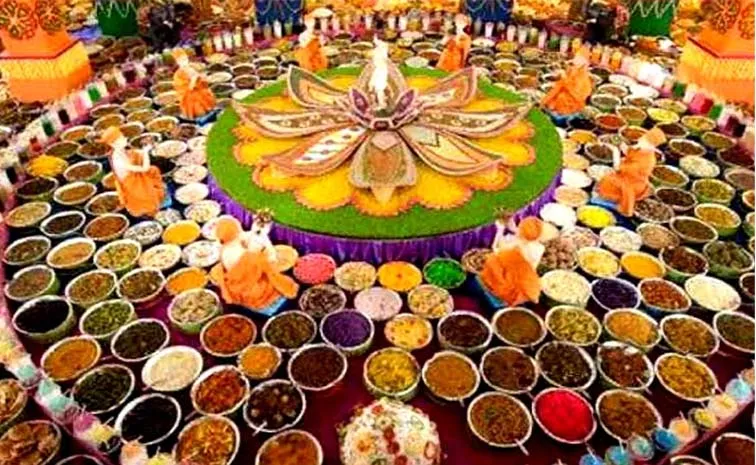 Lord Krishnas 56 Chappan Bhog Thali And What All Does It See