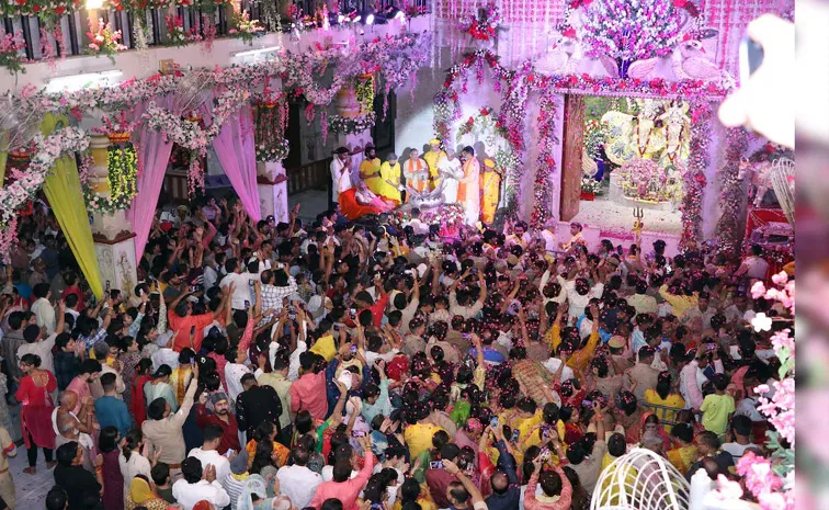 Janmashtami Grand Celebrations in Mathura Vrindavan