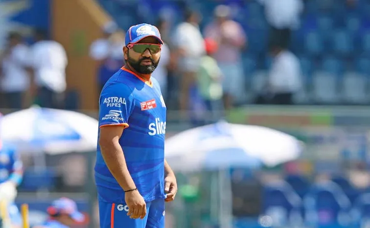 Harsha Bhogle picks his all-time IPL XI: MS Dhoni named captain