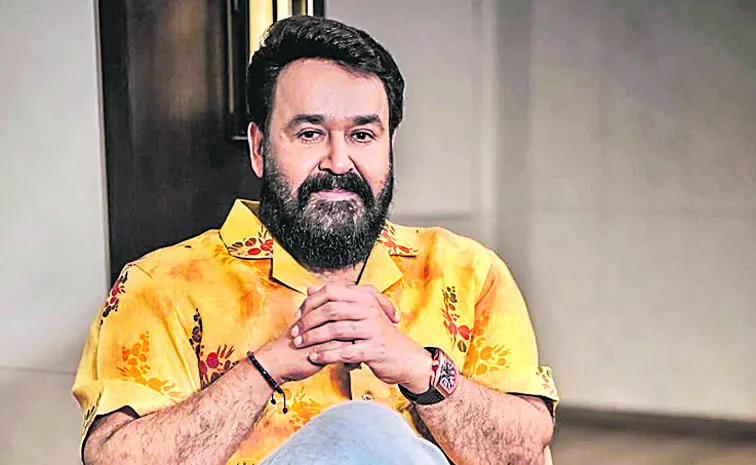 Mohanlal begs public not to destroy Malayalam film industry