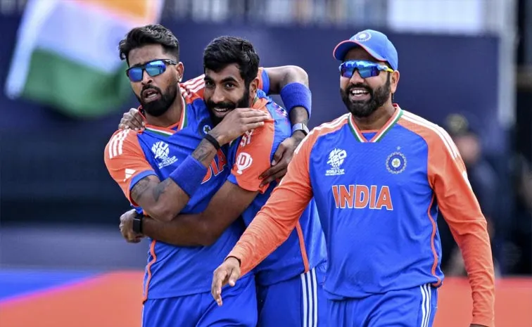 Rohit Couldnt Pick My Deliveries, Uae Pacer Shares Secret Story