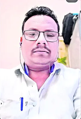బాలుడ