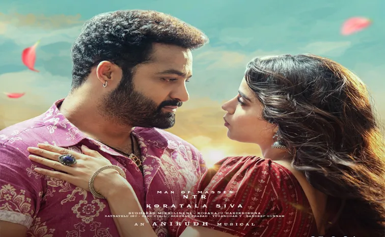 Jr NTR says Devara Actress Janhvi Kapoor reminds of Late Sridevi