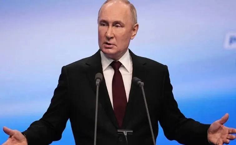 Russian Employees Urged To Use Breaks To Help Increase Birth Rate