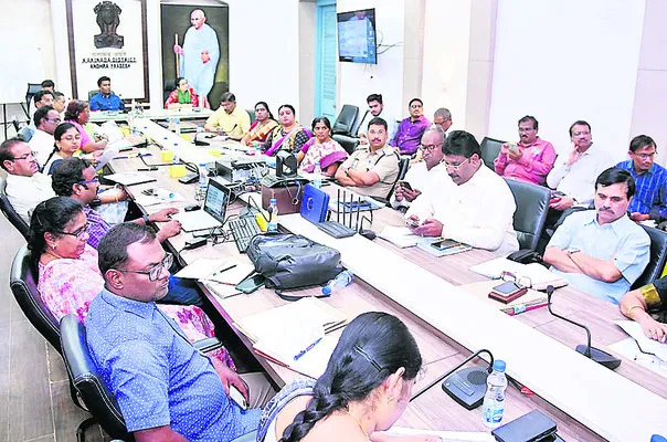 ‘స్వర్ణాంధ్ర–2047’కు కృషి చేయండి