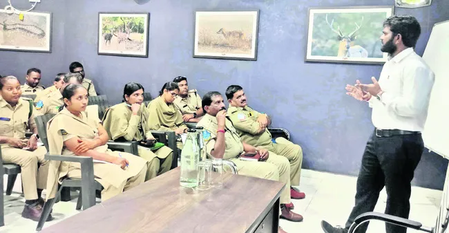 అటవీశాఖ సిబ్బందికి లా ఎన్ఫోర్స్మెంట్పై శిక్షణ