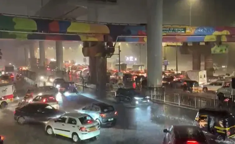 Heavy Rain In Mumbai