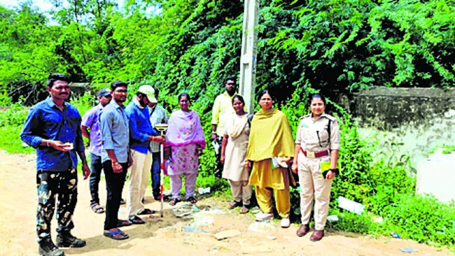 అటవీ భూమిని నిగ్గు తేలుస్తారా..! 