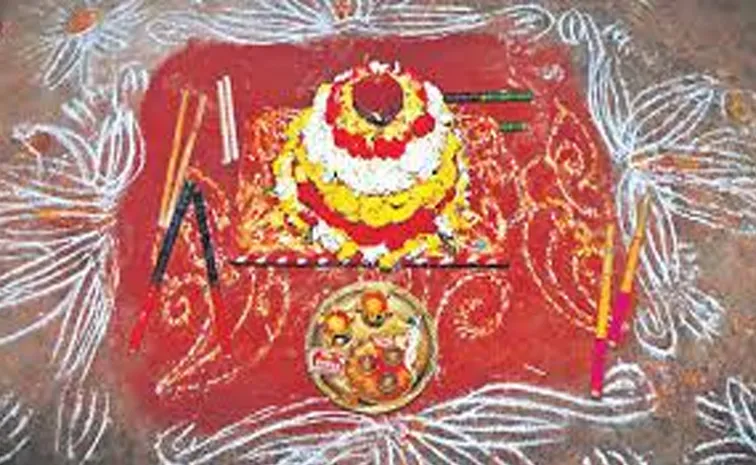 Dussehera 2024 Bathukamma bidda boddemma special story