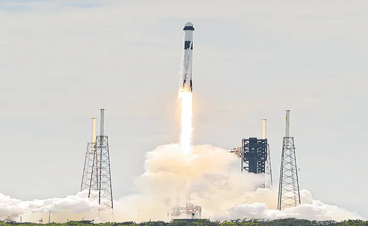 SpaceX pausing launches to study Falcon 9 issue on Crew-9 astronaut mission