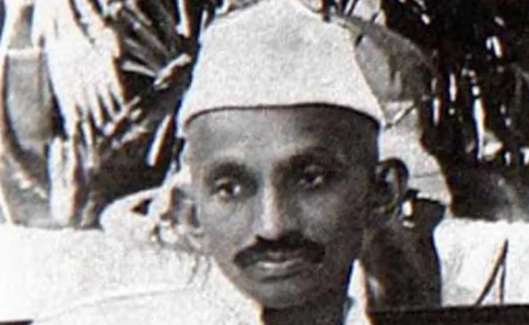 Rampur Special Mahatama Gandhi cap