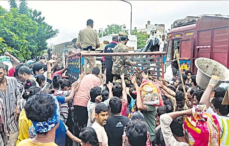 Victims coming out of the flood after three days