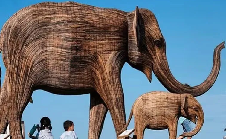 Great Elephant Migration reaches New York to spread the message of coexistence