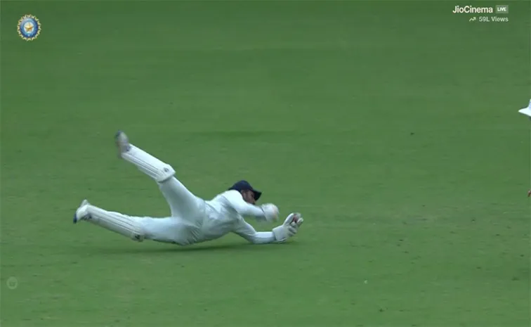 Duleep Trophy 2024: Dhruv Jurel Takes Stunning Catch Of Musheer Khan In Second Innings