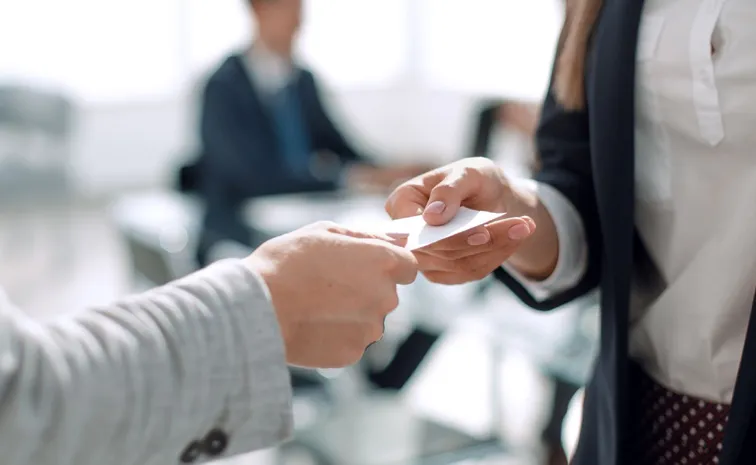 Graduates as Apprentices in Banks