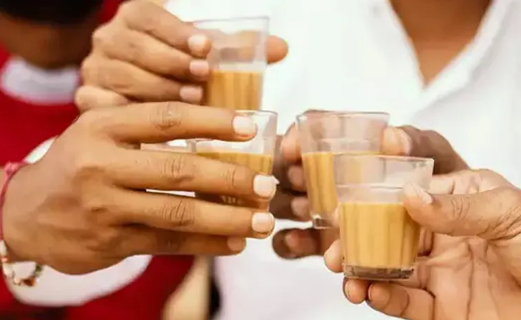 Fake Tea Powder Making Gang arrested By Task Force Police Hyderabad