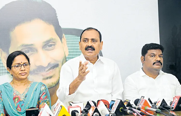 Bhumana Karunakar Reddy comments over Chandrababu Naidu