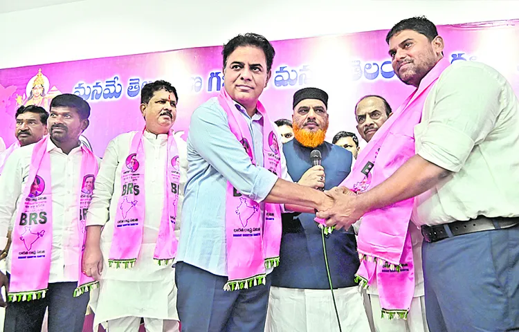 Congress leader Alauddin Patel joined BRS