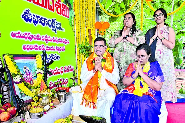 ఘనంగా దసరా వేడుకలు