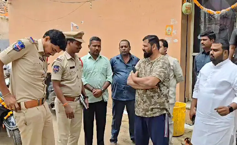 Goshamahal Raja singh House Arrest In Hyderabad