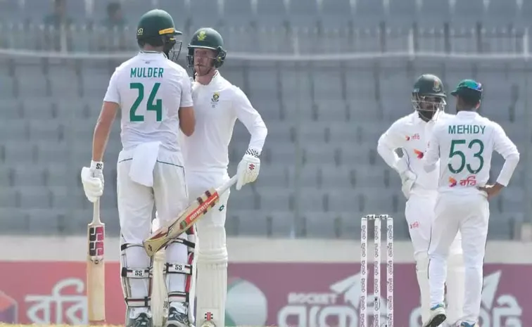  Kyle Verreynnes Century Helps Proteas Gain 202-Run Lead In Dhaka