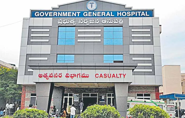 Patient died due to lack of treatment in vijayawada