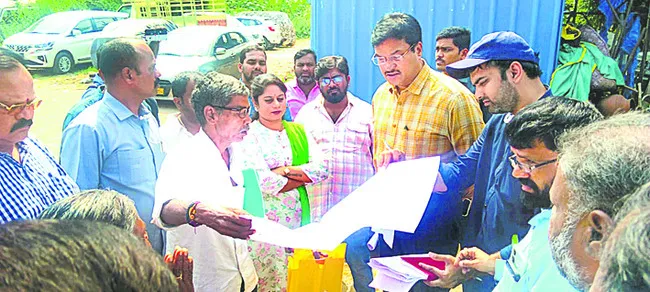 వెంగళరావునగర్లో హైడ్రా కమిషనర్ పర్యటన