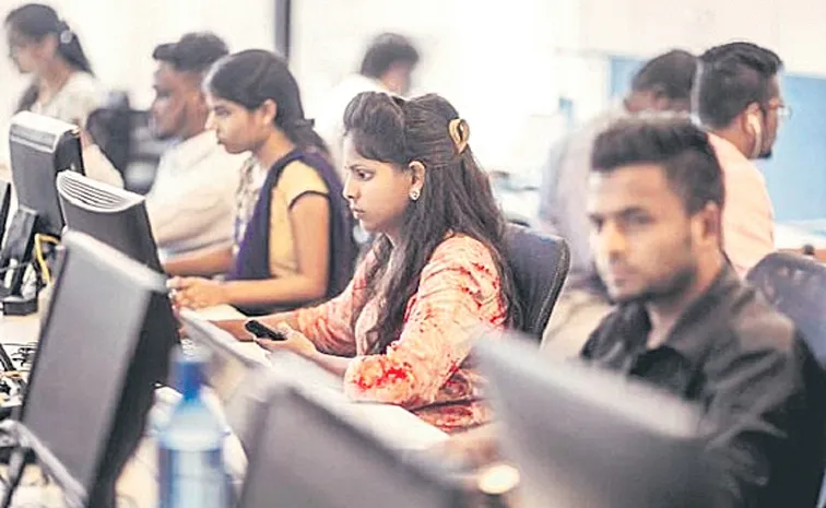 service and manufacturing sector performs low
