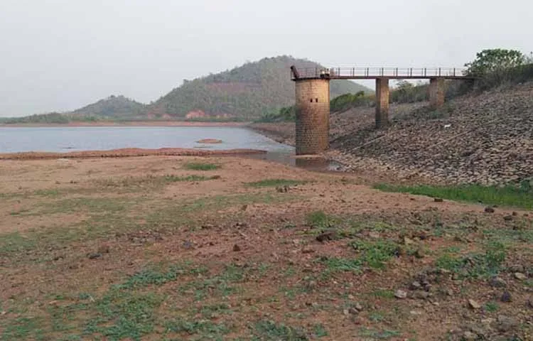 Govt increased the capacity of Jalleru reservoir from 8 to 14 TMC