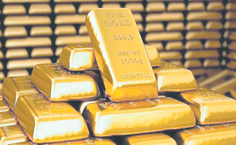 Gold price falls Rs1,750 to Rs77,800 per 10 grams