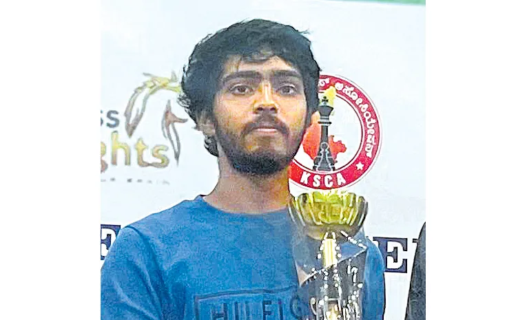 Runner up telangana player Sibi Srinivas is Einstein