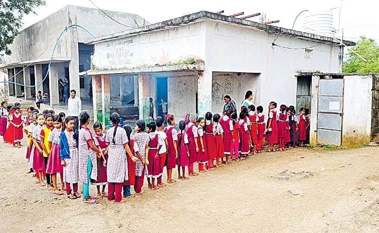 world toilet day 2024 challenges in India efforts towards sanitation