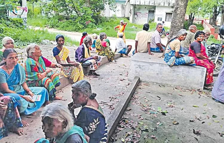 Tdp alliance government has not yet given an opportunity to register new pensions