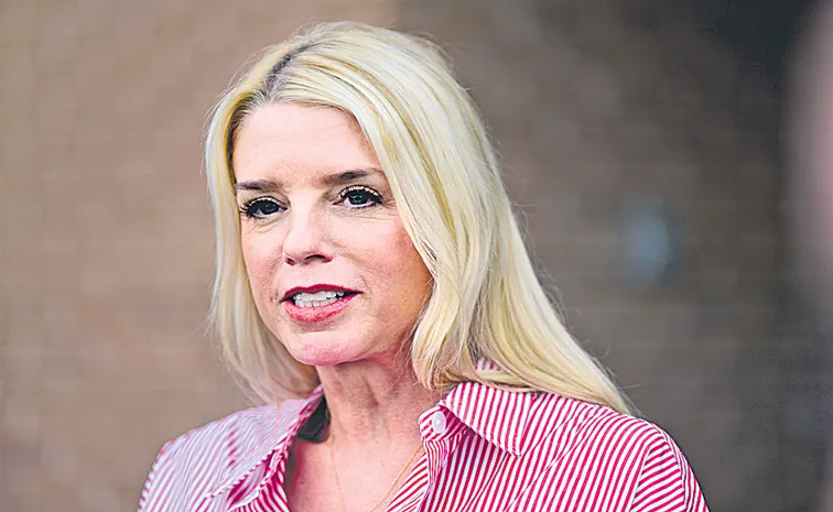 Donald Trump announces Pam Bondi as nominee for US attorney general