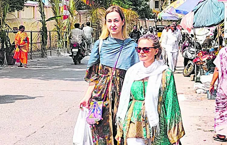 Foreigners interest in Indian culture