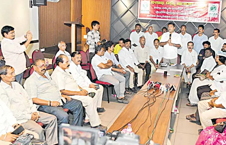 Visakhapatnam Steel Plant should be merged with SAIL