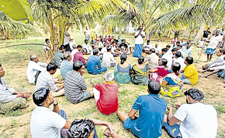 Villagers oppose Srikakulam airport project: Andhra pradesh