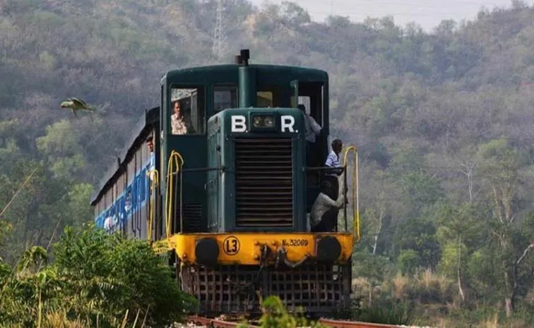 The Only Indian Train Which Does Not Require A Ticket Past 75 Years
