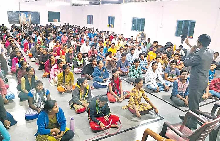 Vande Mataram Foundation efforts for quality education