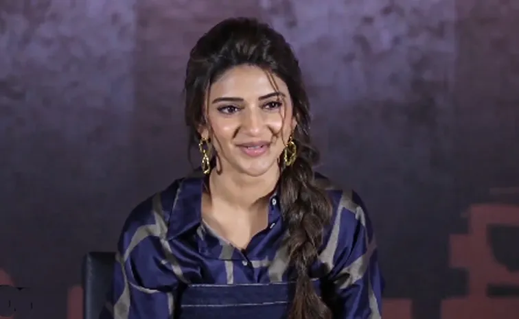 Heroine Sreeleela Comments About Pushpa 2 Movie Kissik Song