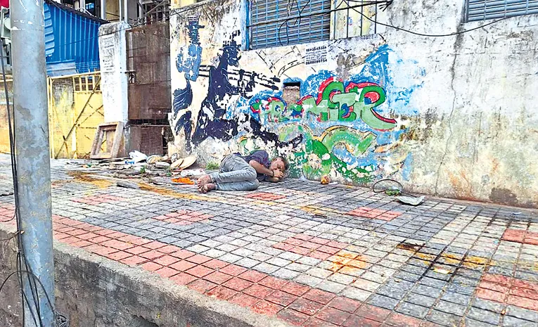 No Carafe address People In Hyderabad