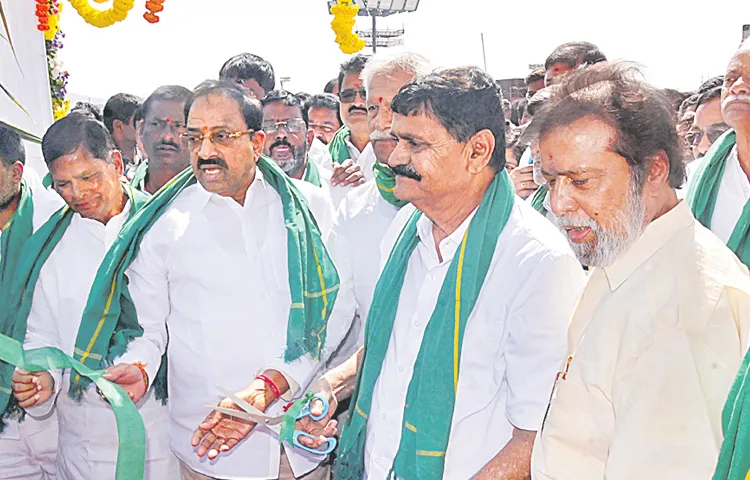 Agriculture Minister Tummala at Mahabubnagar Farmers Conference