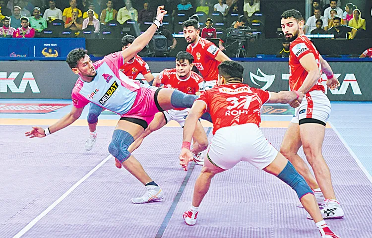 Jaipur Pink Panthers win over Gujarat Giants