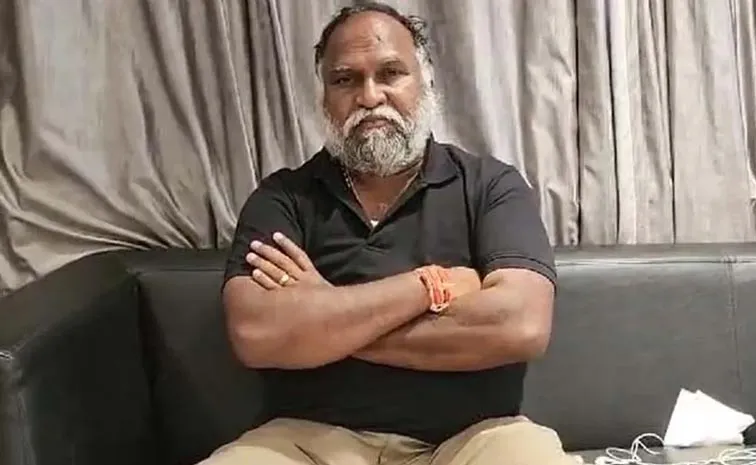 Pcc Working President Jagga Reddy Fires On Aicc Secretary Vishnu