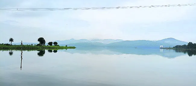 కడెం ప్రాజెక్ట్ బ్యాక్ వాటర్