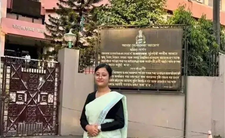 Assam Trainee ACS Diksha Sarkar Success Story