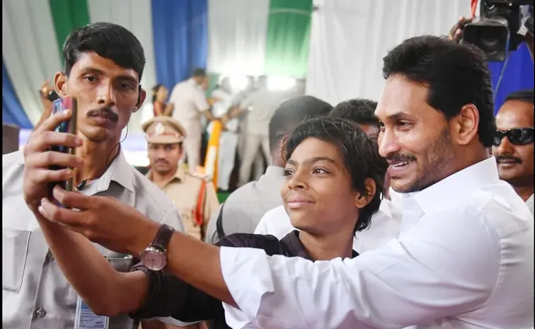 #HBDYSJAGAN: Failures or Success YS Jagan Journey Inspires Every One