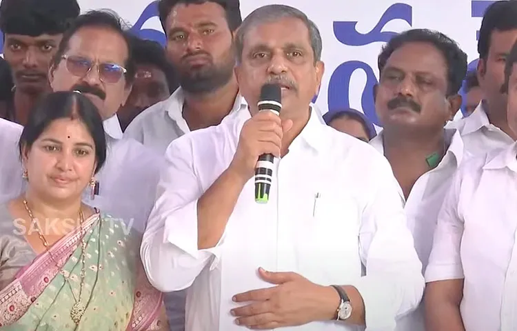 #HBDYSJAGAN: Sajjala Cut Cake At Tadepalle Party Office Celebrations