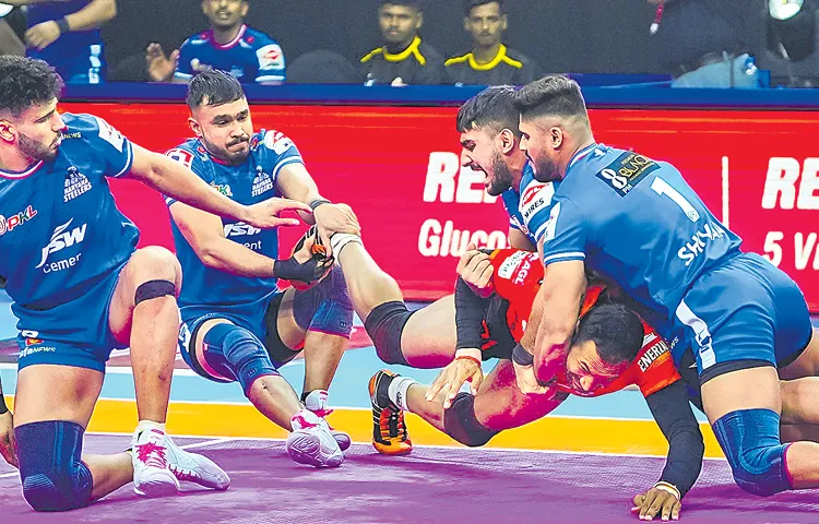 Haryana Steelers secure top spot in league stage