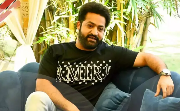 Jr Ntr Team Helps His Fan Koushik Who Is Takn Treatment In Hospital